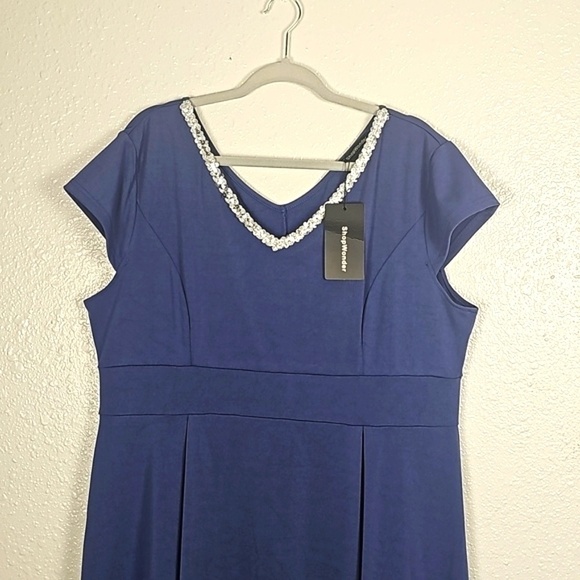 ShopWonder XXL High-Low Cap Sleeve Formal Dress - Picture 3 of 6